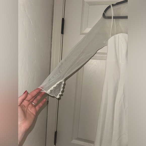 Brand new bridal gown - Picture 9 of 9